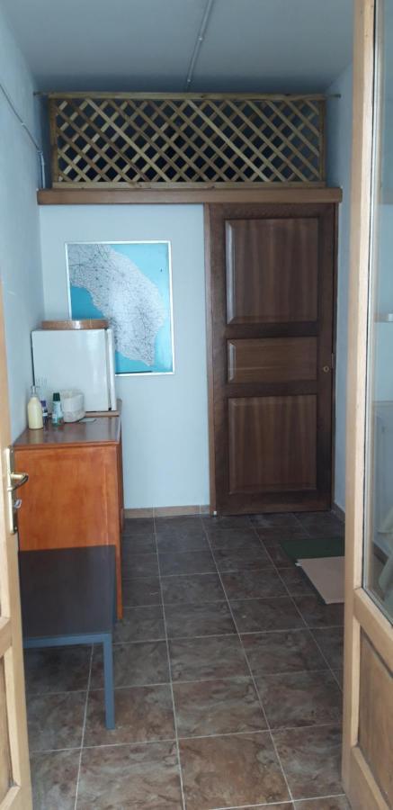 Merine Cottage La Roccia מראה חיצוני תמונה